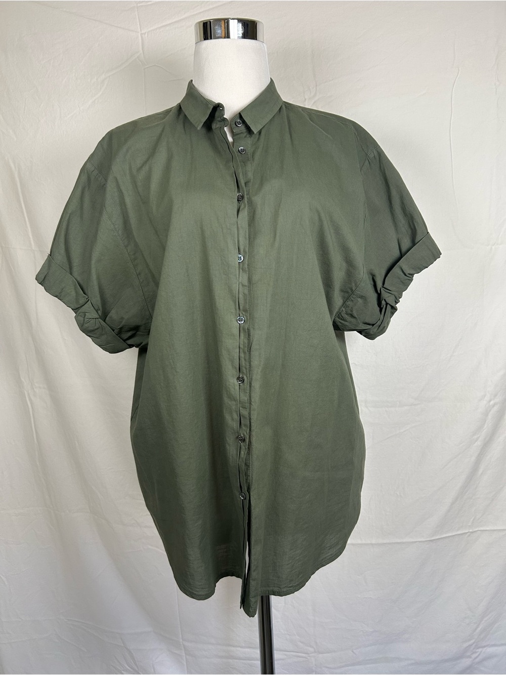 XiRENA Olive Green Channing Blouse - M